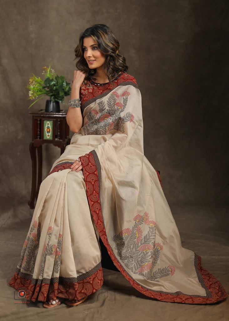 Buy Cream Silk Saree With Raw Silk Blouse Online - SARV01565 | Andaaz  Fashion